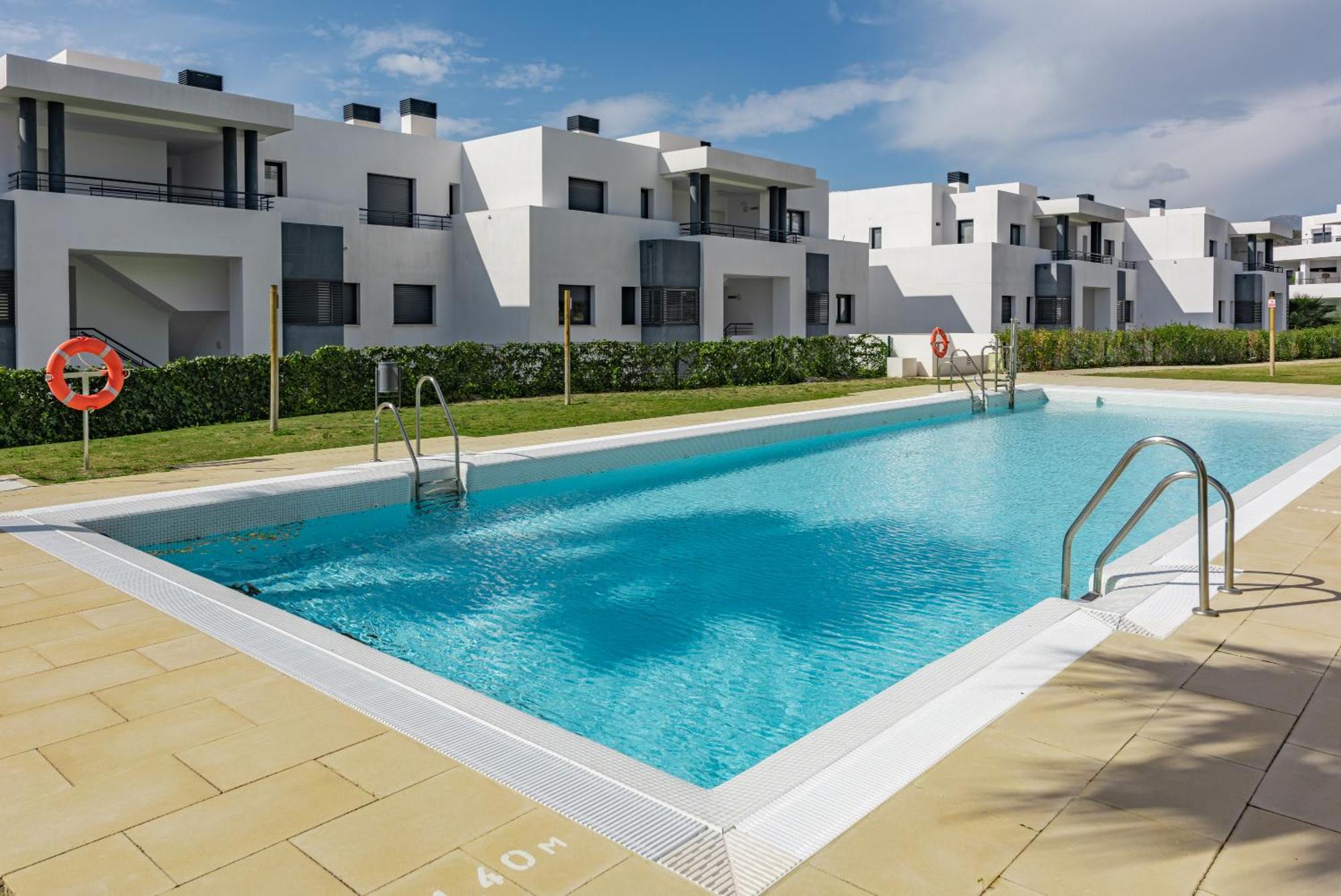Top Casares Golf Apartment Luaran gambar